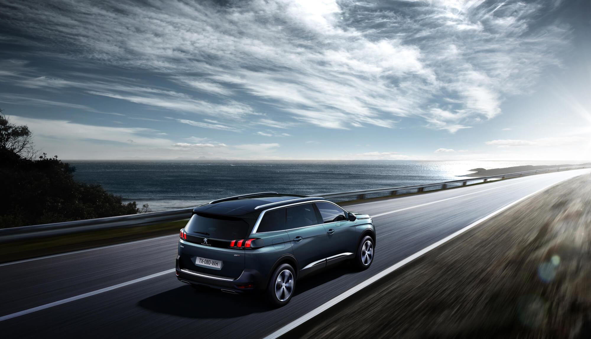 NEW 7-SEAT SUV PEUGEOT 5008を発売 | Stellantis ジャパン株式会社